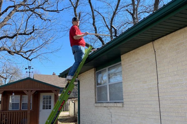 Harris Brothers Pressure Wash & Gutter Clean business image in Joplin, MO